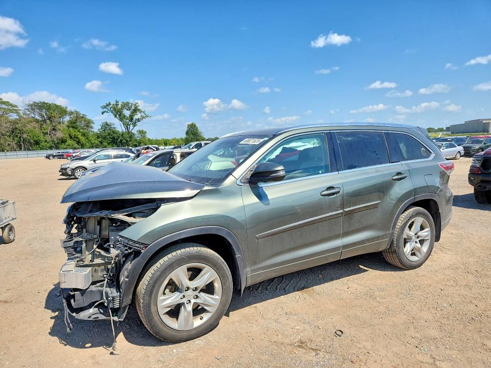 TOYOTA HIGHLANDER 2015 with VIN 5TDDKRFH5FS129743 - Photo from auction