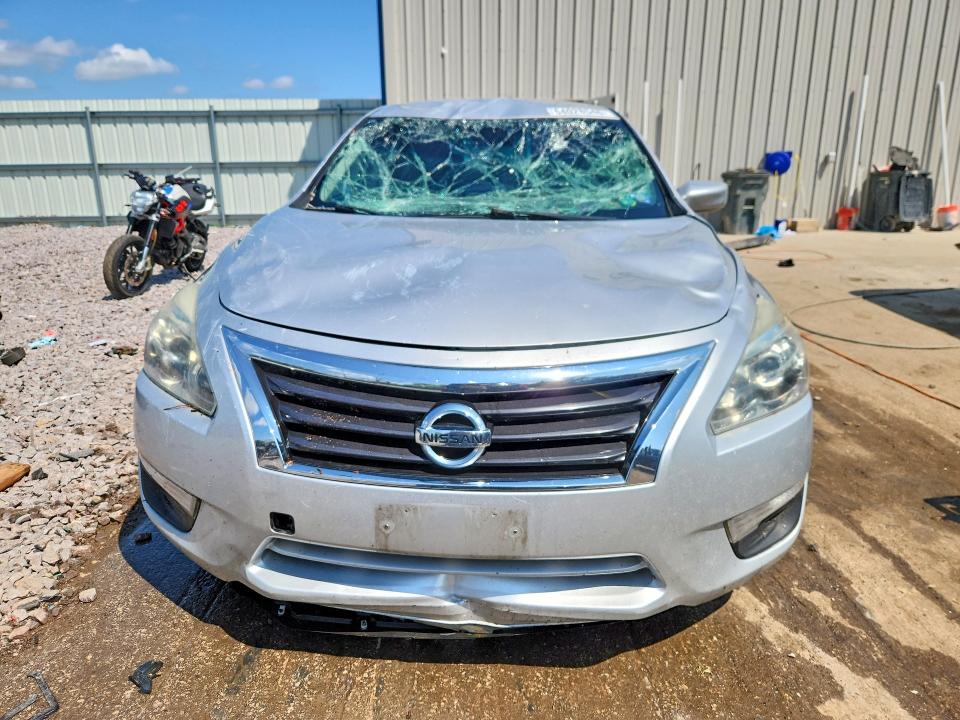 Photo 5 from auction – 2015 NISSAN ALTIMA with VIN 1N4AL3AP8FC181158