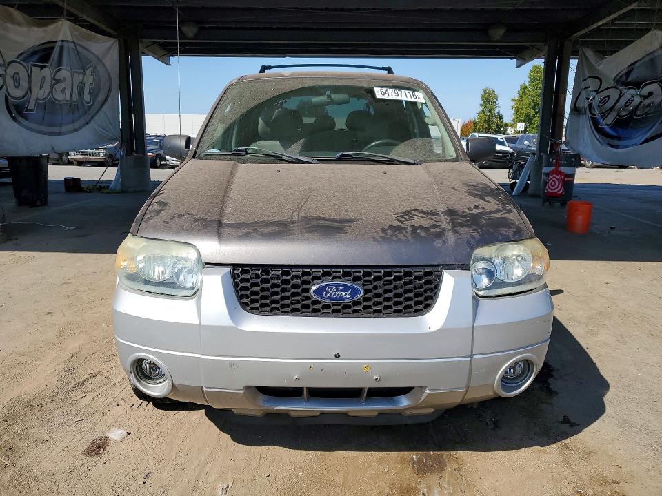 Photo 5 from auction – 2006 FORD ESCAPE with VIN 1FMCU96H56KC06300