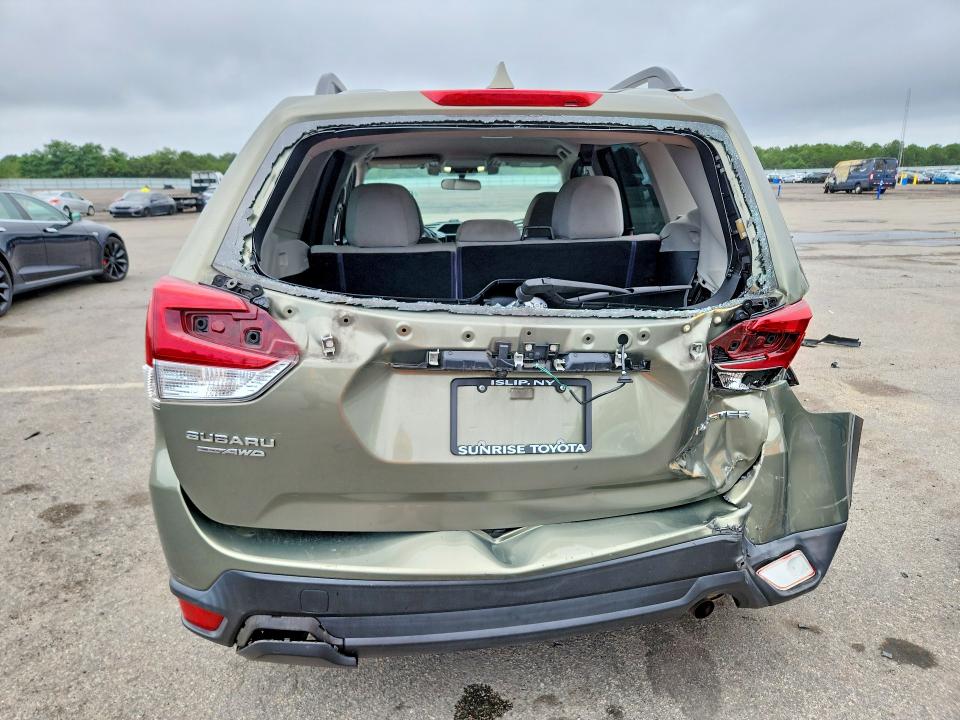 Photo 6 from auction – 2020 SUBARU FORESTER with VIN JF2SKADC4LH444292