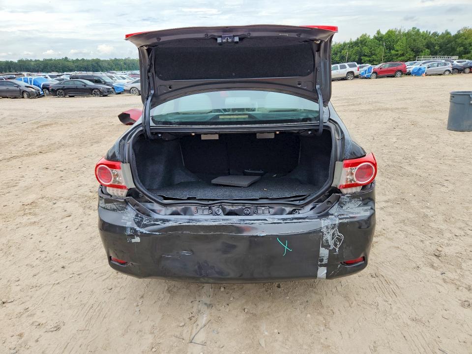 Photo 6 from auction – 2011 TOYOTA COROLLA with VIN 2T1BU4EE9BC676965