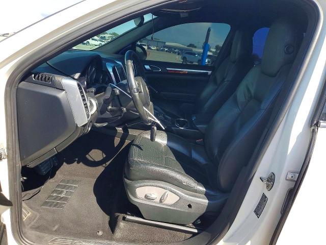 Photo 7 from auction – 2011 PORSCHE CAYENNE with VIN WP1AB2A22BLA52708