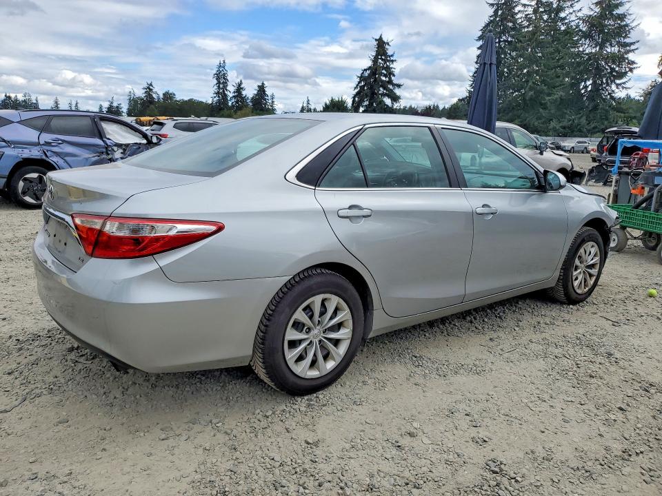 Photo 3 from auction – 2016 TOYOTA CAMRY with VIN 4T4BF1FK4GR527890