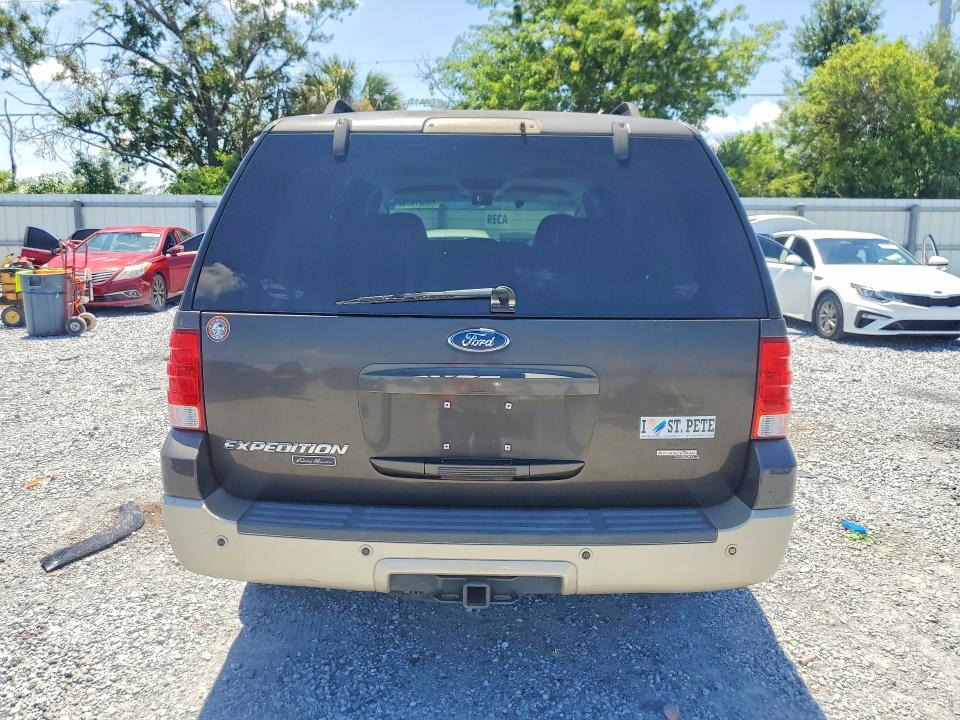 Photo 6 from auction – 2005 FORD EXPEDITION with VIN 1FMFU17515LA74616