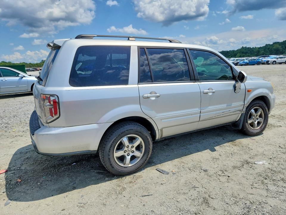 Photo 3 from auction – 2006 HONDA PILOT with VIN 5FNYF18406B001495