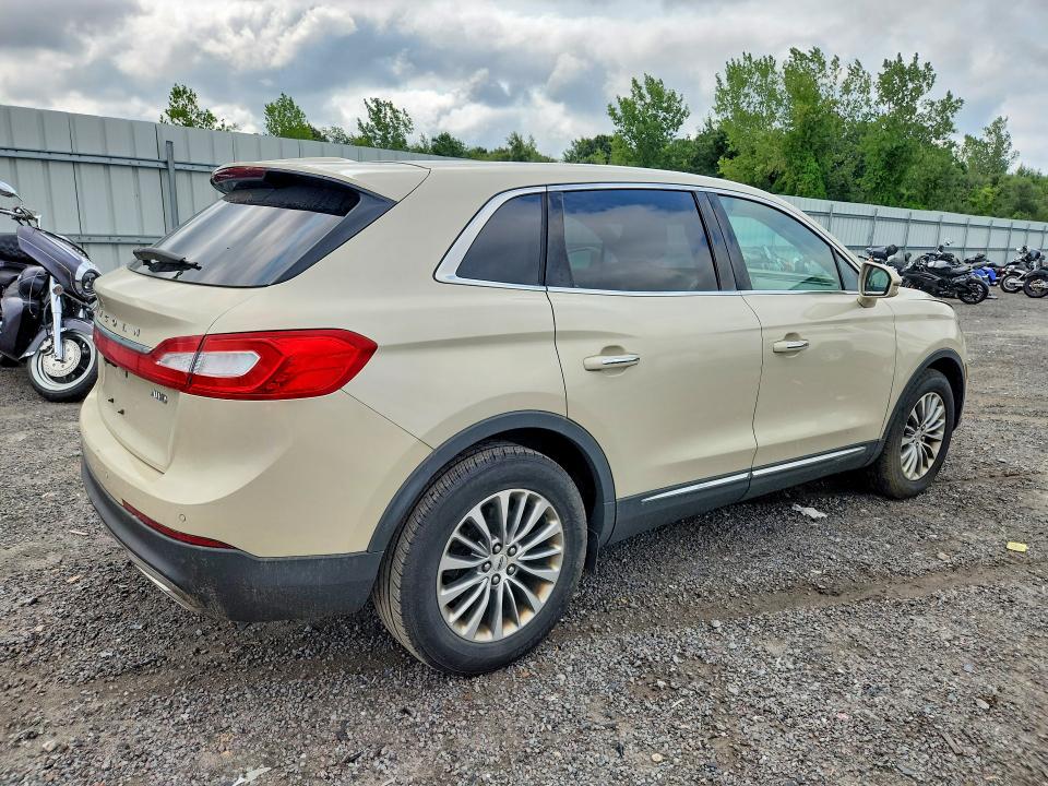 Photo 3 from auction – 2016 LINCOLN MKX with VIN 2LMTJ8KR9GBL80324