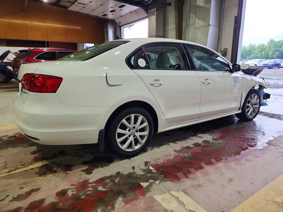 Photo 3 from auction – 2012 VOLKSWAGEN JETTA with VIN 3VWDP7AJ4CM396493