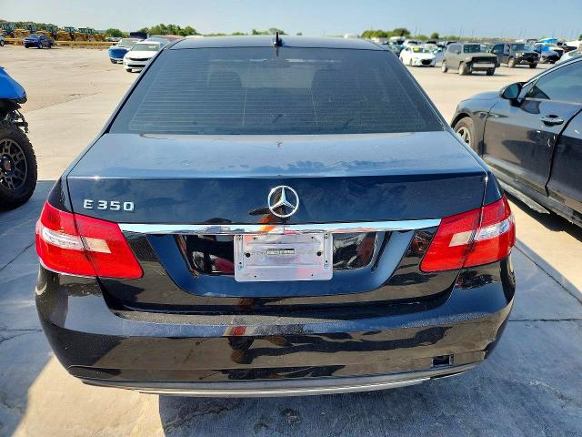 Photo 6 from auction – 2010 MERCEDES-BENZ E with VIN WDDHF5GB2AA052253