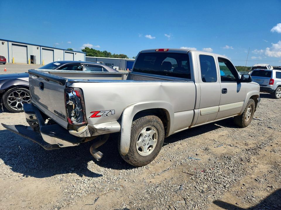 Zdjęcie 3 z aukcji – 2004 CHEVROLET SILVERADO z VIN 1GCEK19T74E394205