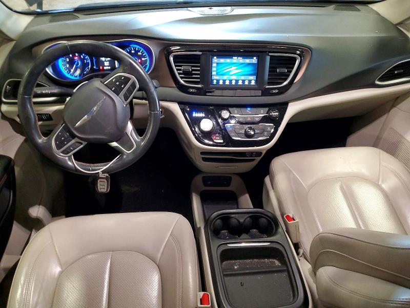 Photo 8 from auction – 2018 CHRYSLER PACIFICA with VIN 2C4RC1BG0JR127868