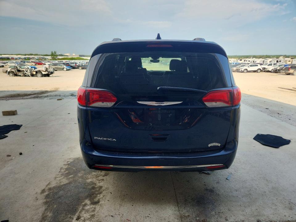 Photo 6 from auction – 2018 CHRYSLER PACIFICA with VIN 2C4RC1EG2JR254097