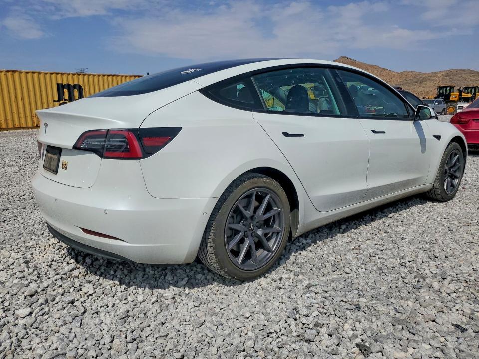 Photo 3 from auction – 2021 TESLA MODEL 3 with VIN 5YJ3E1EA6MF976832