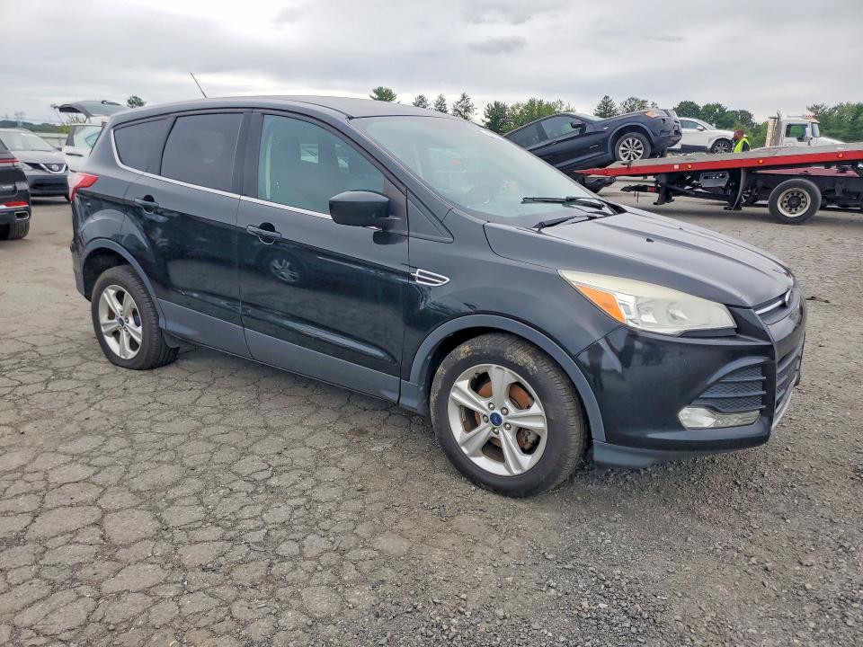 Photo 4 from auction – 2014 FORD ESCAPE with VIN 1FMCU0GX1EUC02197