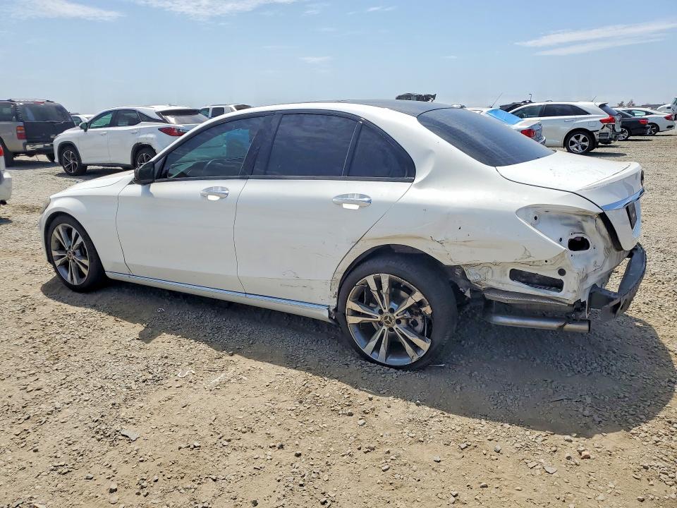 Photo 2 from auction – 2015 MERCEDES-BENZ C with VIN 55SWF4JB3FU086557