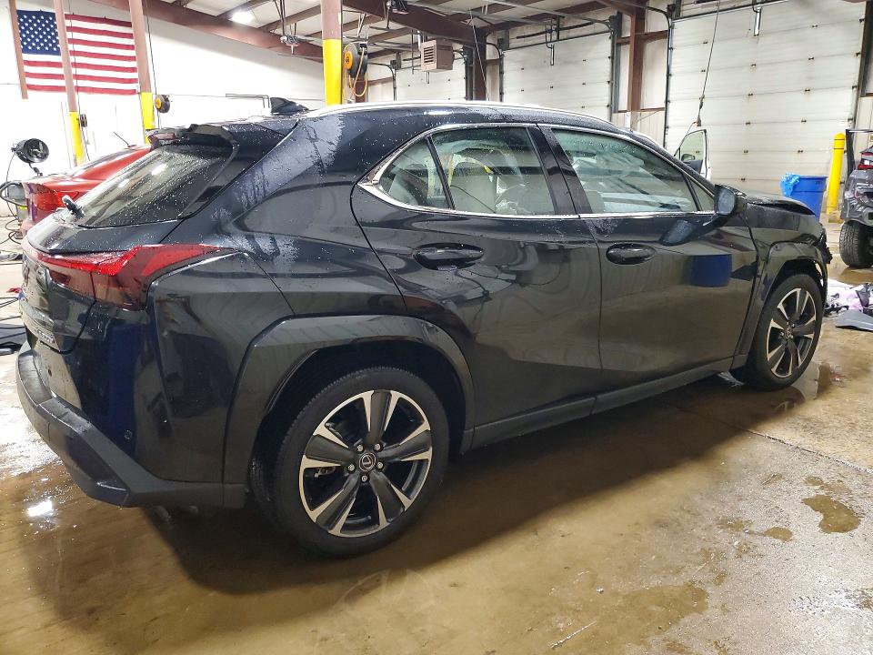 Снимка 3 от търг – 2025 LEXUS UX 300H с VIN JTHUCJDH0S2006577