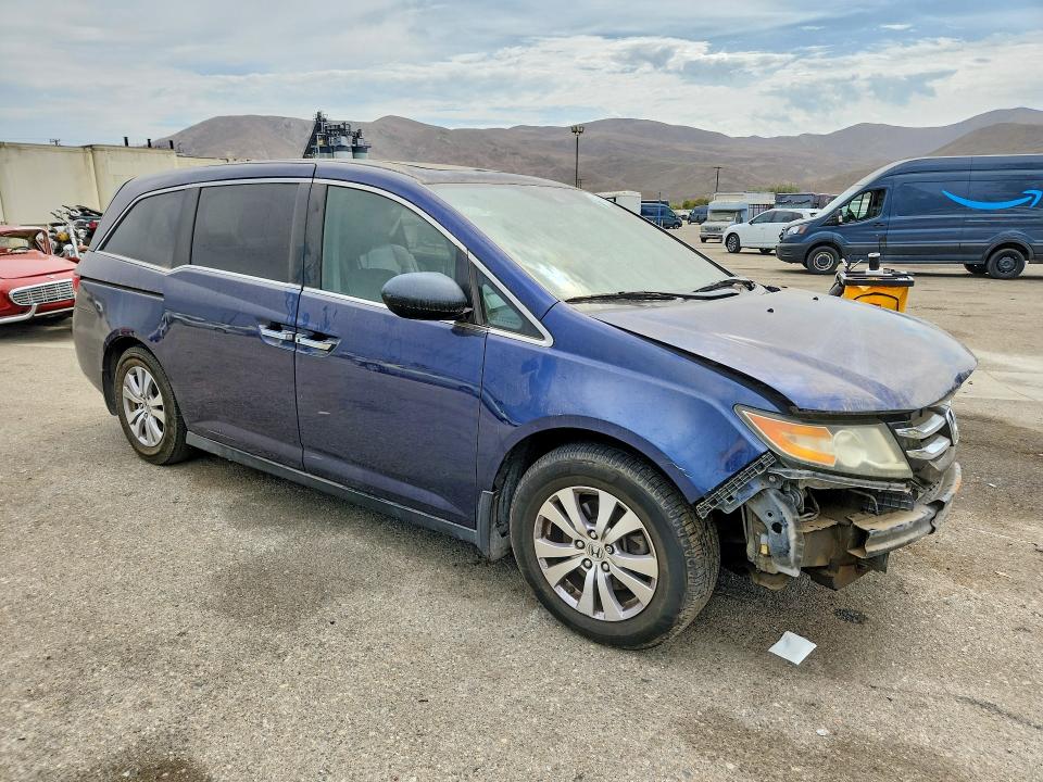Photo 4 from auction – 2015 HONDA ODYSSEY with VIN 5FNRL5H62FB039977