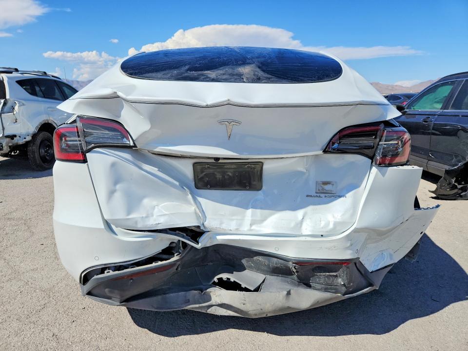 Photo 6 from auction – 2022 TESLA MODEL Y with VIN 7SAYGDEE3NF374981