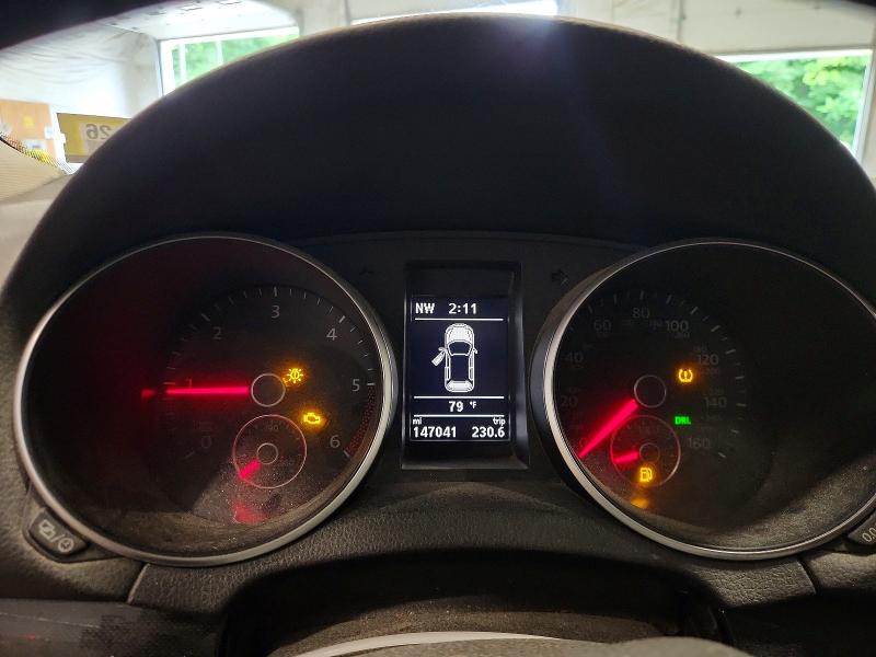 Photo 9 from auction – 2014 VOLKSWAGEN JETTA with VIN 3VWML7AJ9EM606374
