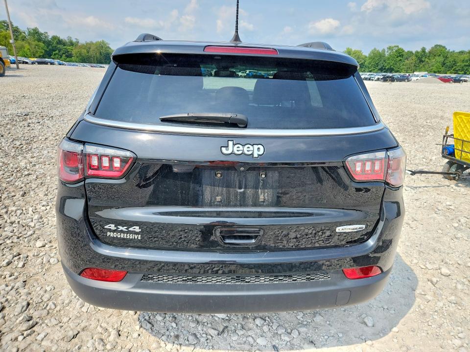 Zdjęcie 6 z aukcji – 2022 JEEP COMPASS z VIN 3C4NJDFB7NT177559