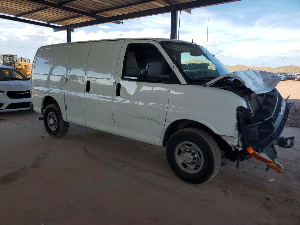 Photo 4 from auction – 2014 CHEVROLET EXPRESS G2500 with VIN 1GCWGFFA5E1190906