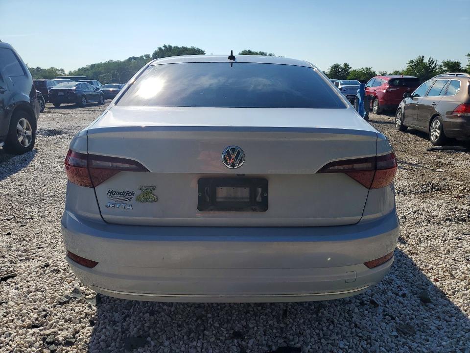 Photo 6 from auction – 2019 VOLKSWAGEN JETTA with VIN 3VWC57BU9KM139967