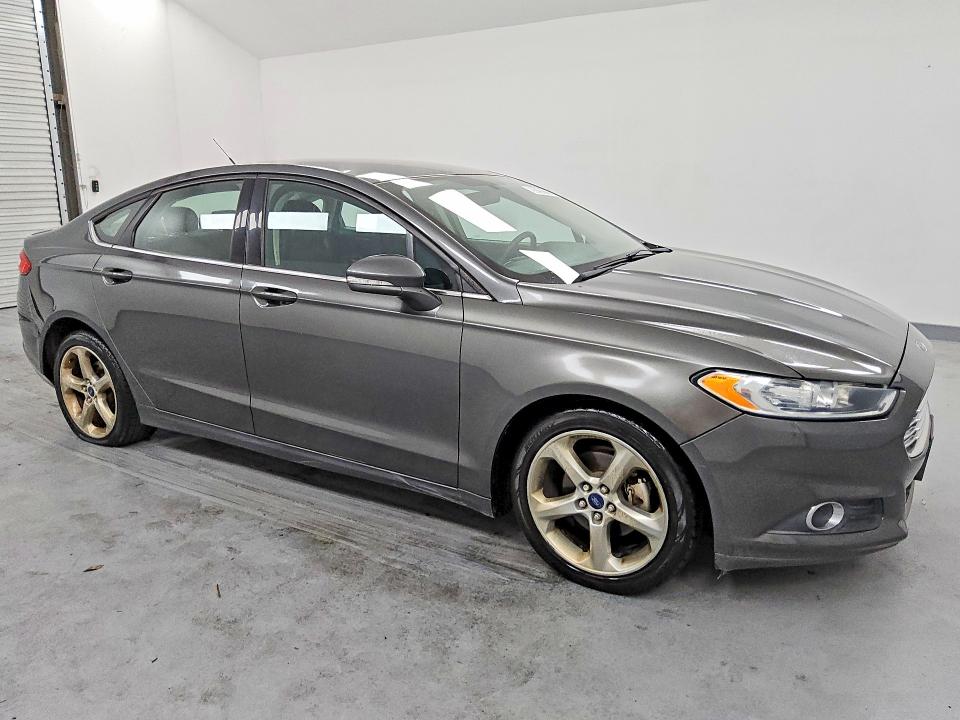 Photo 4 from auction – 2015 FORD FUSION with VIN 3FA6P0H93FR224323