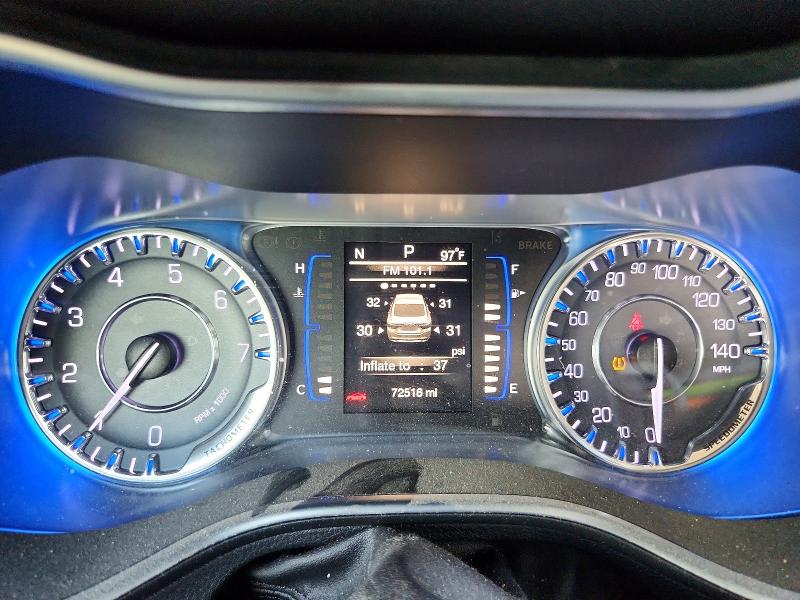 Photo 9 from auction – 2017 CHRYSLER 200 with VIN 1C3CCCAB4HN505015