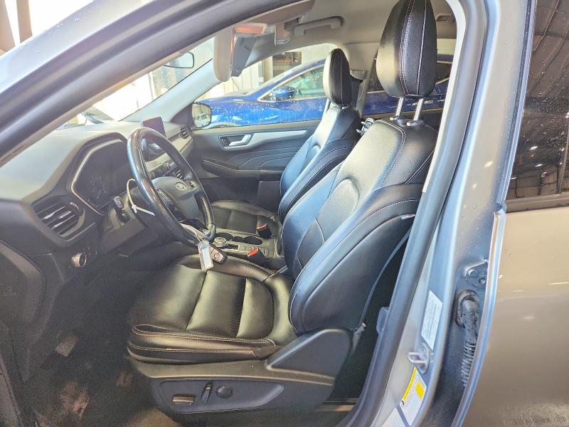 Photo 7 from auction – 2022 FORD ESCAPE with VIN 1FMCU9H96NUA44413