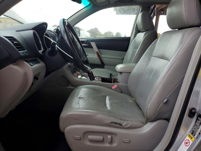 Photo 7 from auction – 2011 TOYOTA HIGHLANDER with VIN JTEDC3EHXB2000244