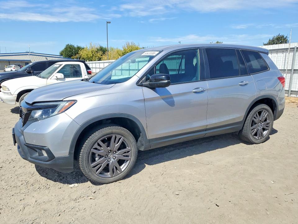 HONDA PASSPORT 2021 with VIN 5FNYF8H55MB033535 - Photo from auction