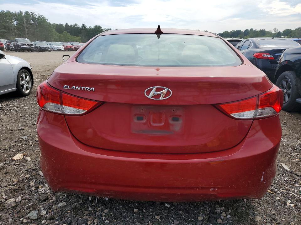 Photo 6 from auction – 2013 HYUNDAI ELANTRA with VIN KMHDH4AE2DU600749