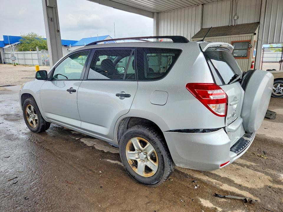 Photo 2 from auction – 2010 TOYOTA RAV4 with VIN JTMBK4DVXAD017740