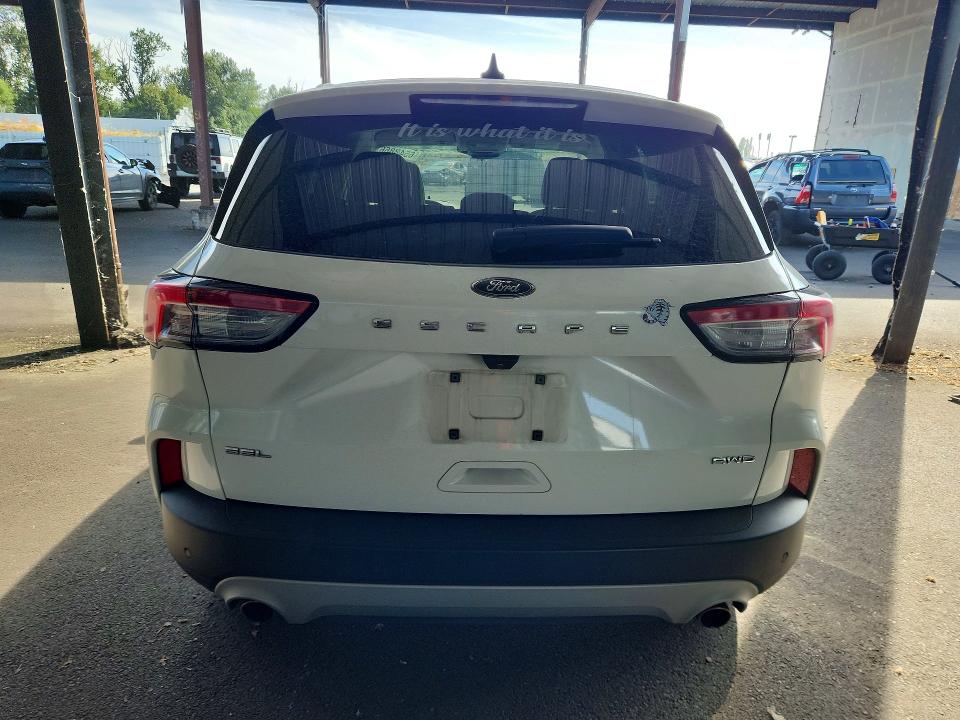 Photo 6 from auction – 2021 FORD ESCAPE with VIN 1FMCU9H67MUA51956