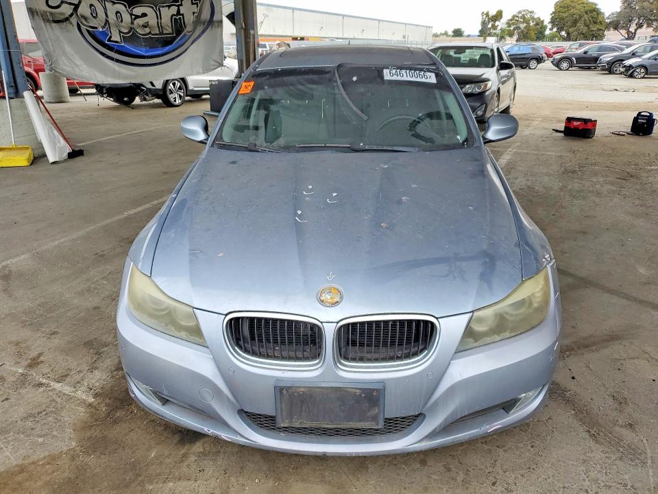 Photo 5 from auction – 2009 BMW 328 with VIN WBAPH77529NM30126