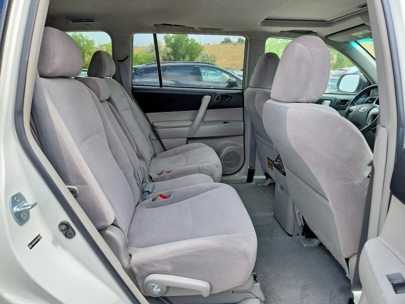 Photo 11 from auction – 2010 TOYOTA HIGHLANDER with VIN JTEBK3EH8A2158946