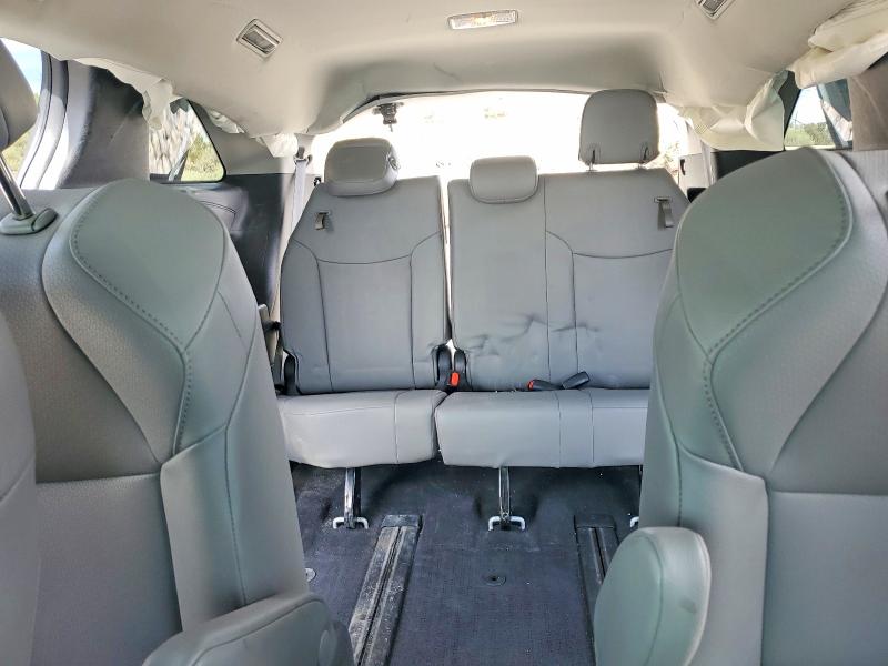 Photo 10 from auction – 2025 TOYOTA SIENNA with VIN 5TDYSKFCXSS201821