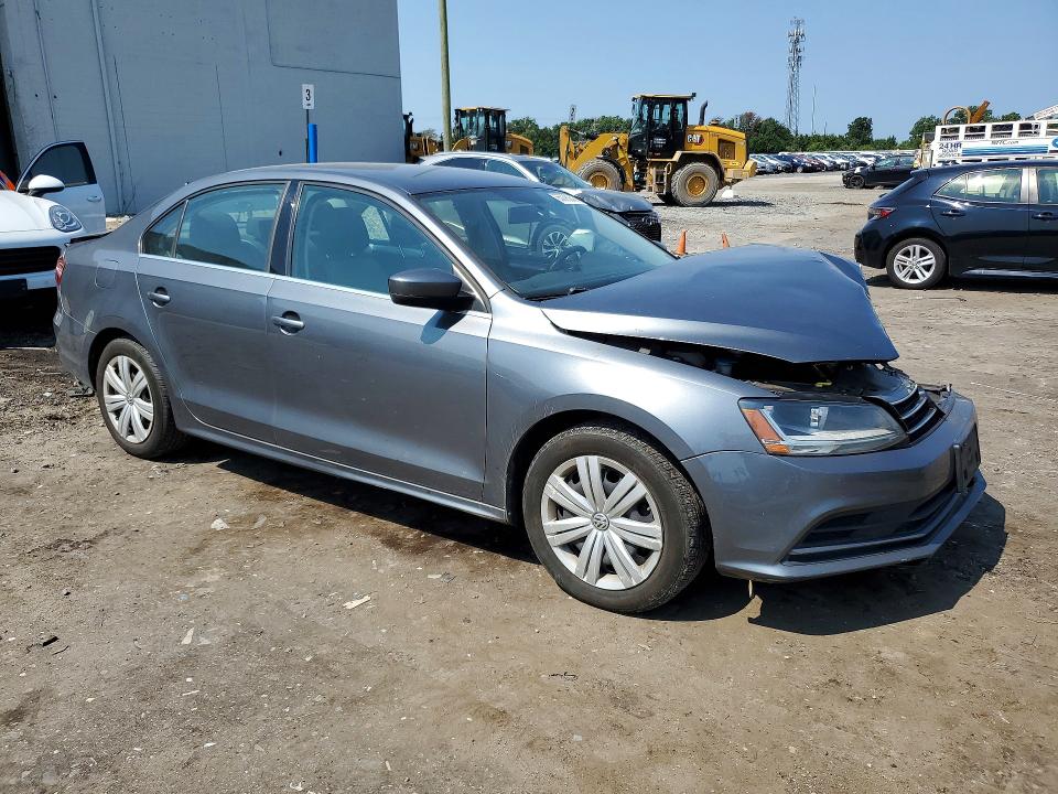 Photo 4 from auction – 2017 VOLKSWAGEN JETTA with VIN 3VW2B7AJ5HM329348