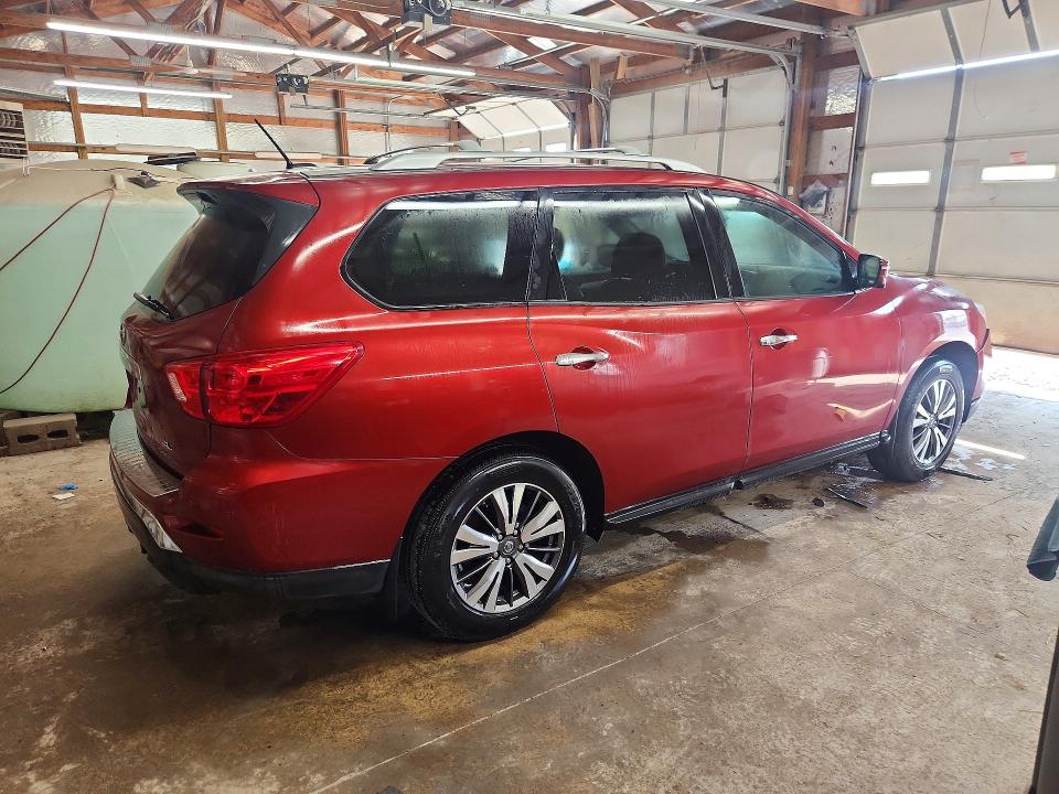 Photo 3 from auction – 2017 NISSAN PATHFINDER with VIN 5N1DR2MN2HC912319