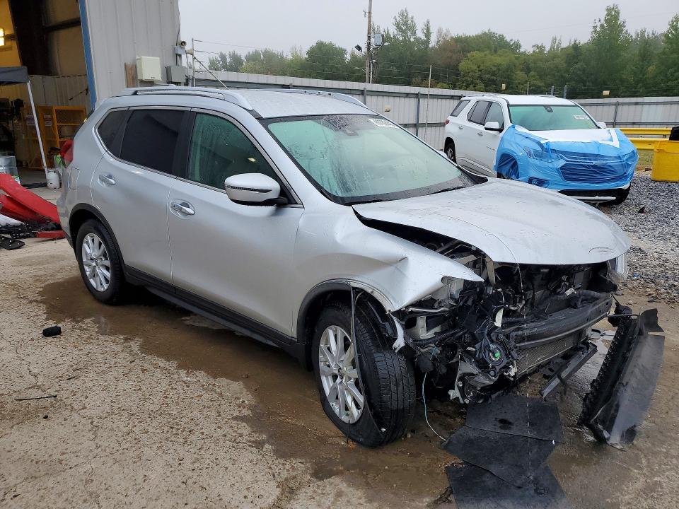Photo 4 from auction – 2020 NISSAN ROGUE with VIN KNMAT2MT3LP523035