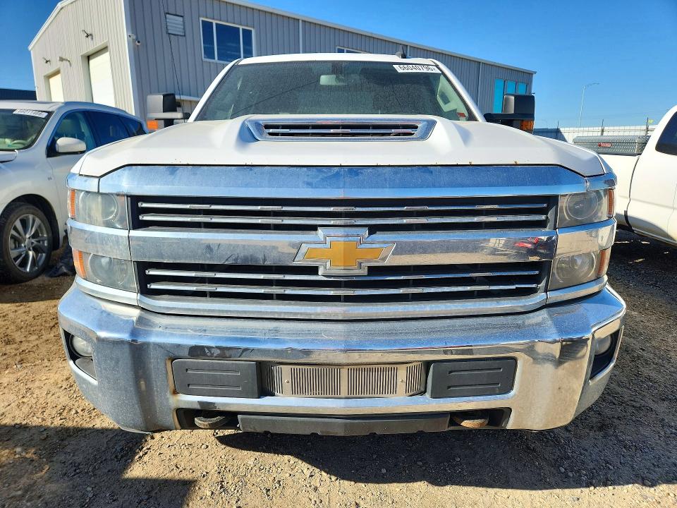 Photo 5 from auction – 2017 CHEVROLET SILVERADO with VIN 1GC4KZCY1HF126667