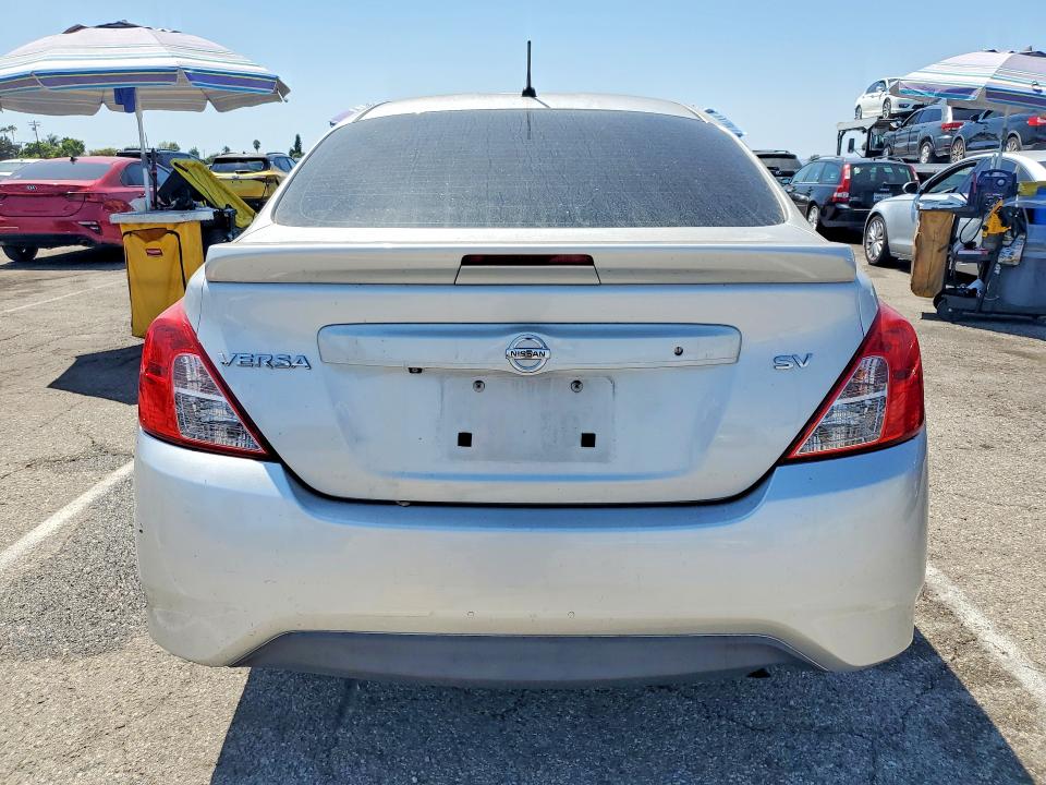 Photo 6 from auction – 2019 NISSAN VERSA with VIN 3N1CN7AP8KL849014