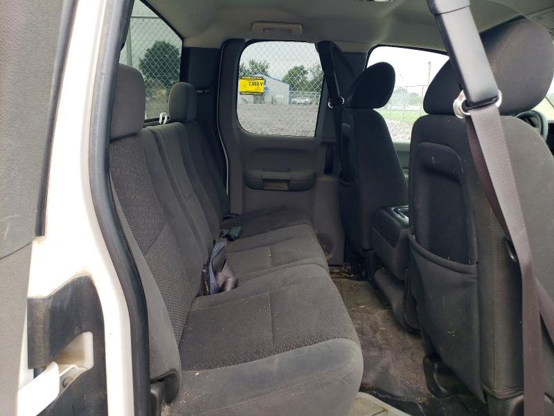 Photo 10 from auction – 2008 CHEVROLET SILVERADO with VIN 1GCEK19078E208772