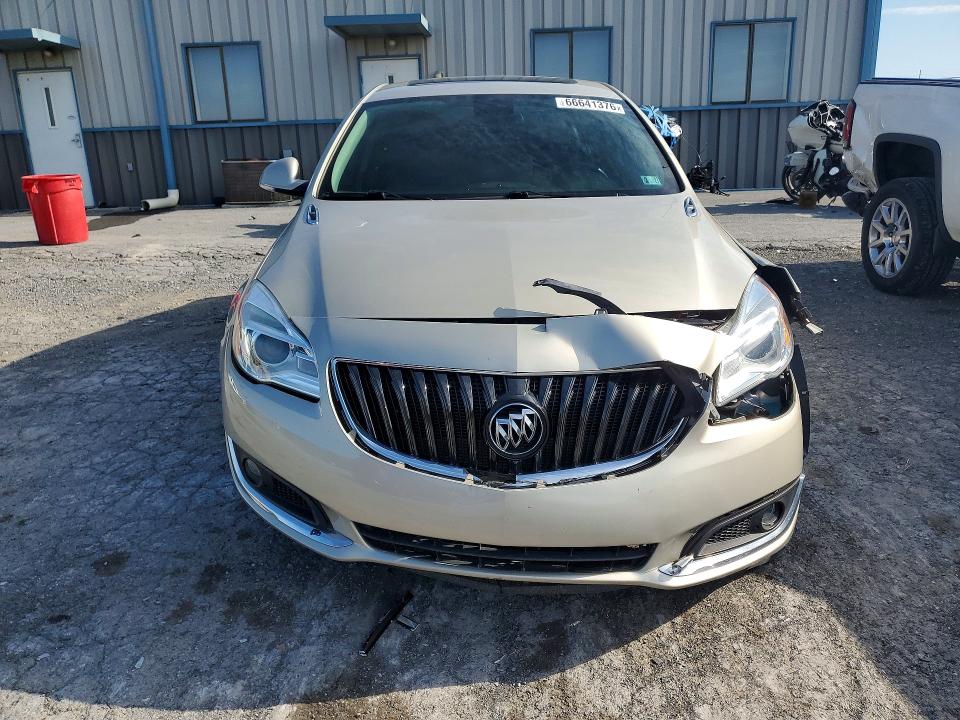 Photo 5 from auction – 2015 BUICK REGAL with VIN 2G4GK5EXXF9240629