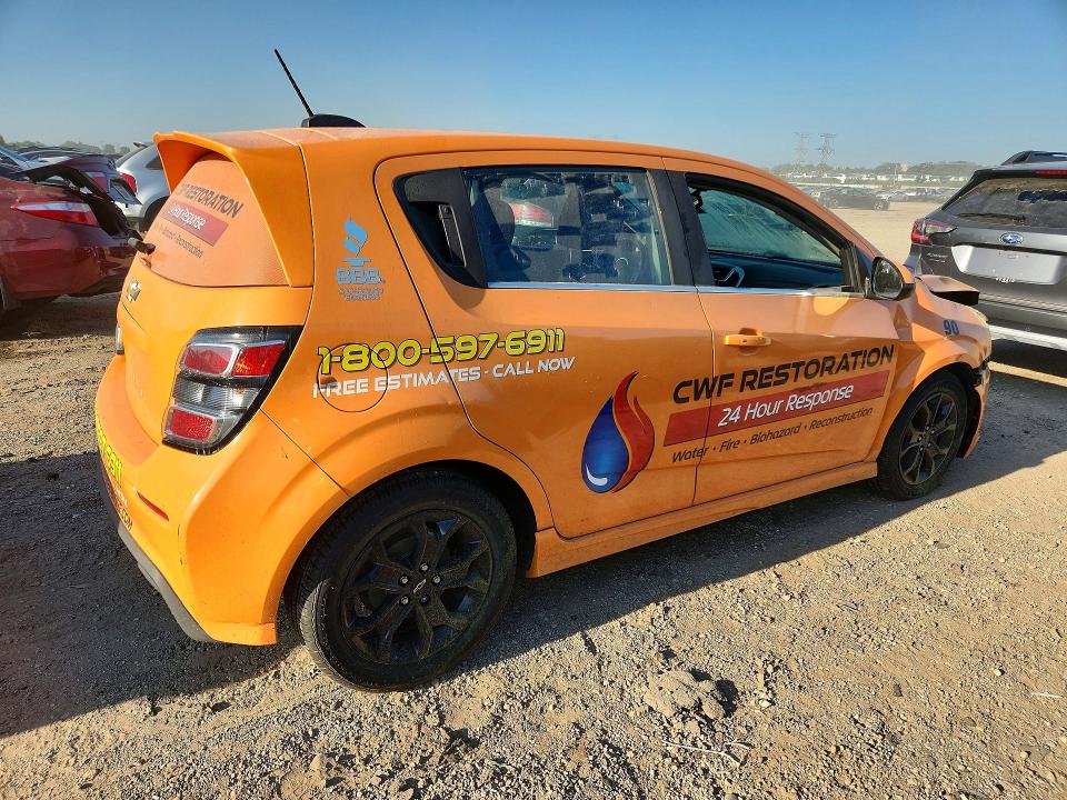 Снимка 3 от търг – 2017 CHEVROLET SONIC с VIN 1G1JD6SB2H4128084