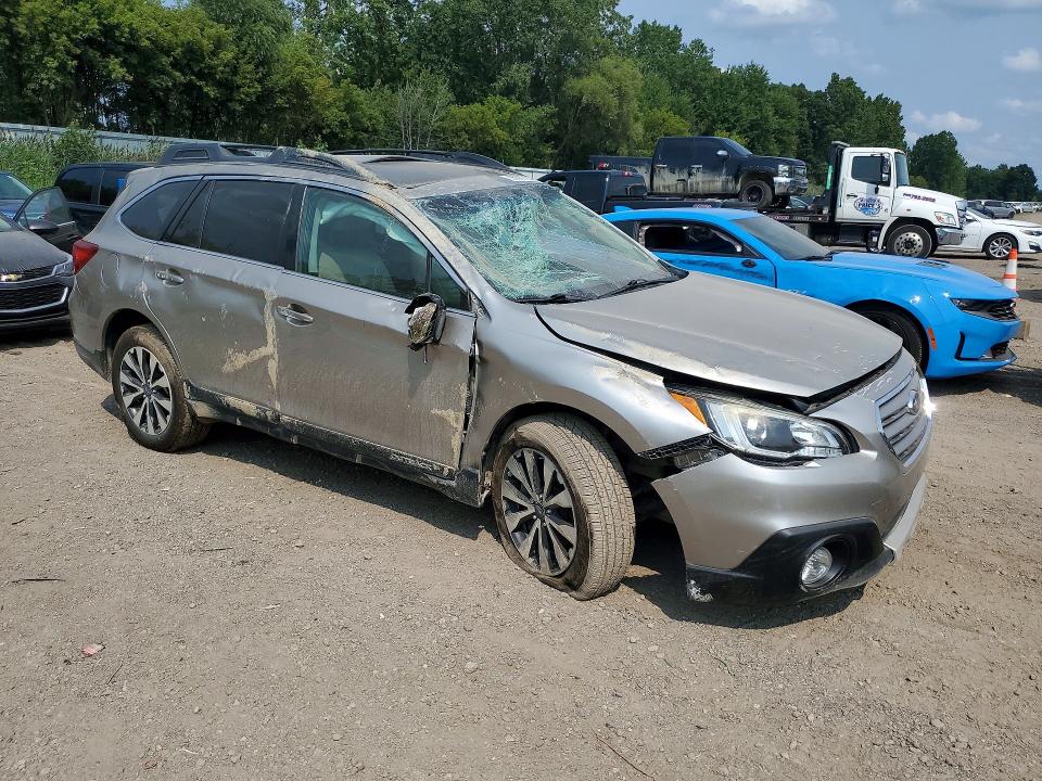 Photo 4 from auction – 2016 SUBARU OUTBACK with VIN 4S4BSBNC2G3231519