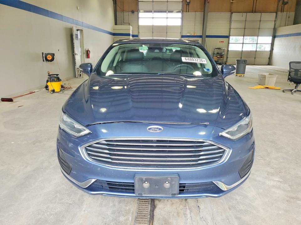 Photo 5 from auction – 2019 FORD FUSION with VIN 3FA6P0CD9KR233842
