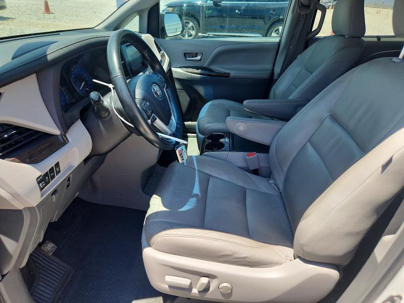 Photo 7 from auction – 2016 TOYOTA SIENNA with VIN 5TDYK3DC0GS701647