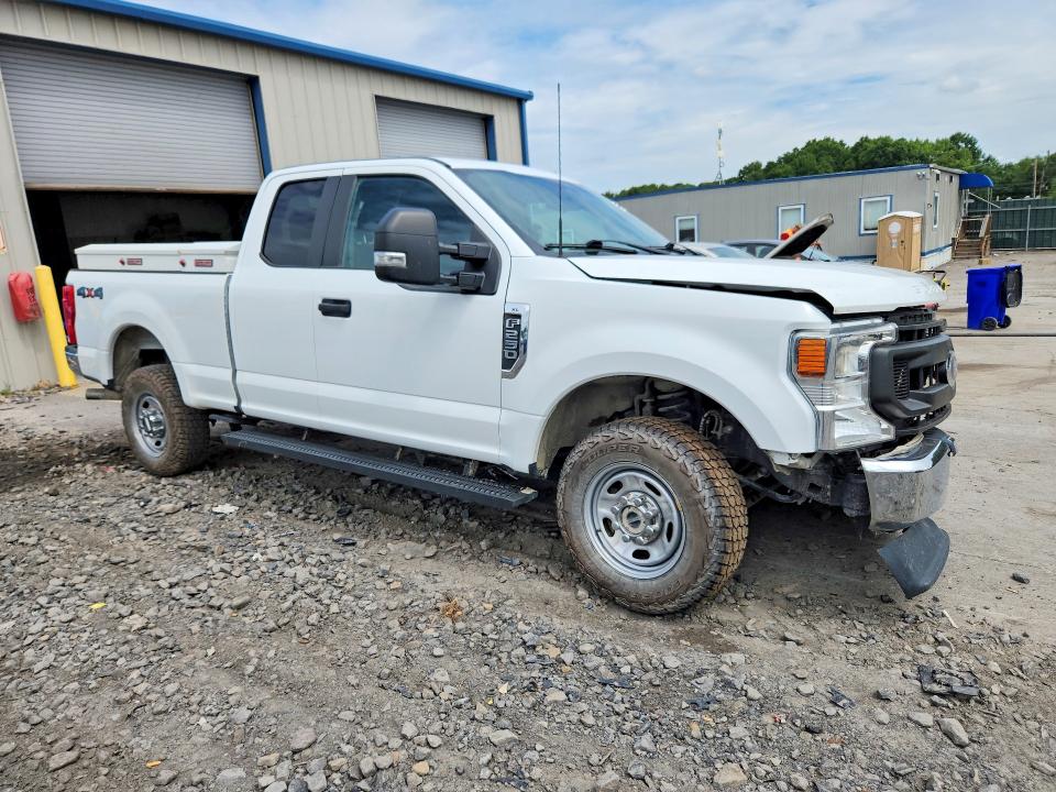 Photo 4 from auction – 2022 FORD F250 with VIN 1FT7X2B65NEF24021