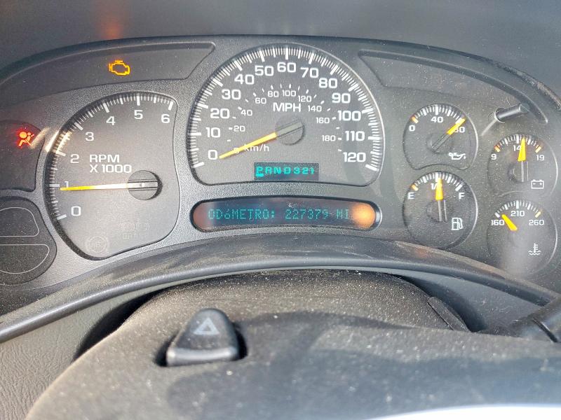 Photo 9 from auction – 2005 CHEVROLET AVALANCHE with VIN 3GNEK12Z35G229655