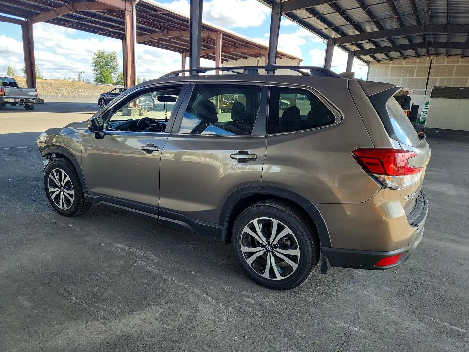 Photo 2 from auction – 2021 SUBARU FORESTER with VIN JF2SKAUC1MH510959